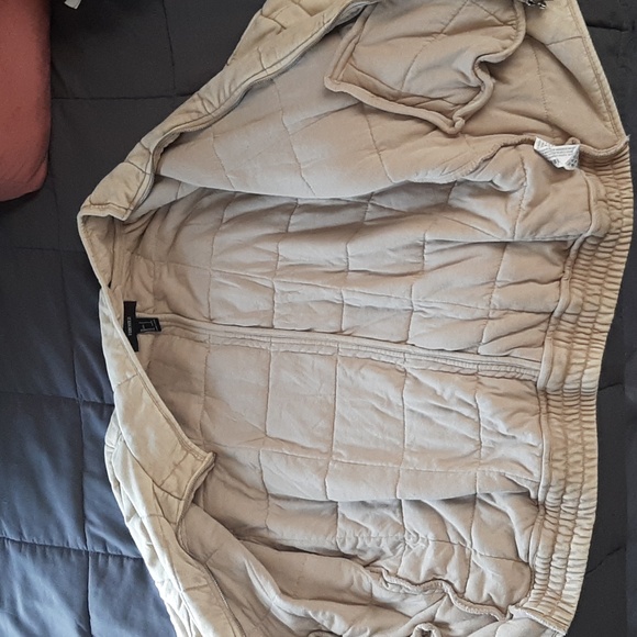 Forever 21 soft yellow quilted jacket - Picture 4 of 6